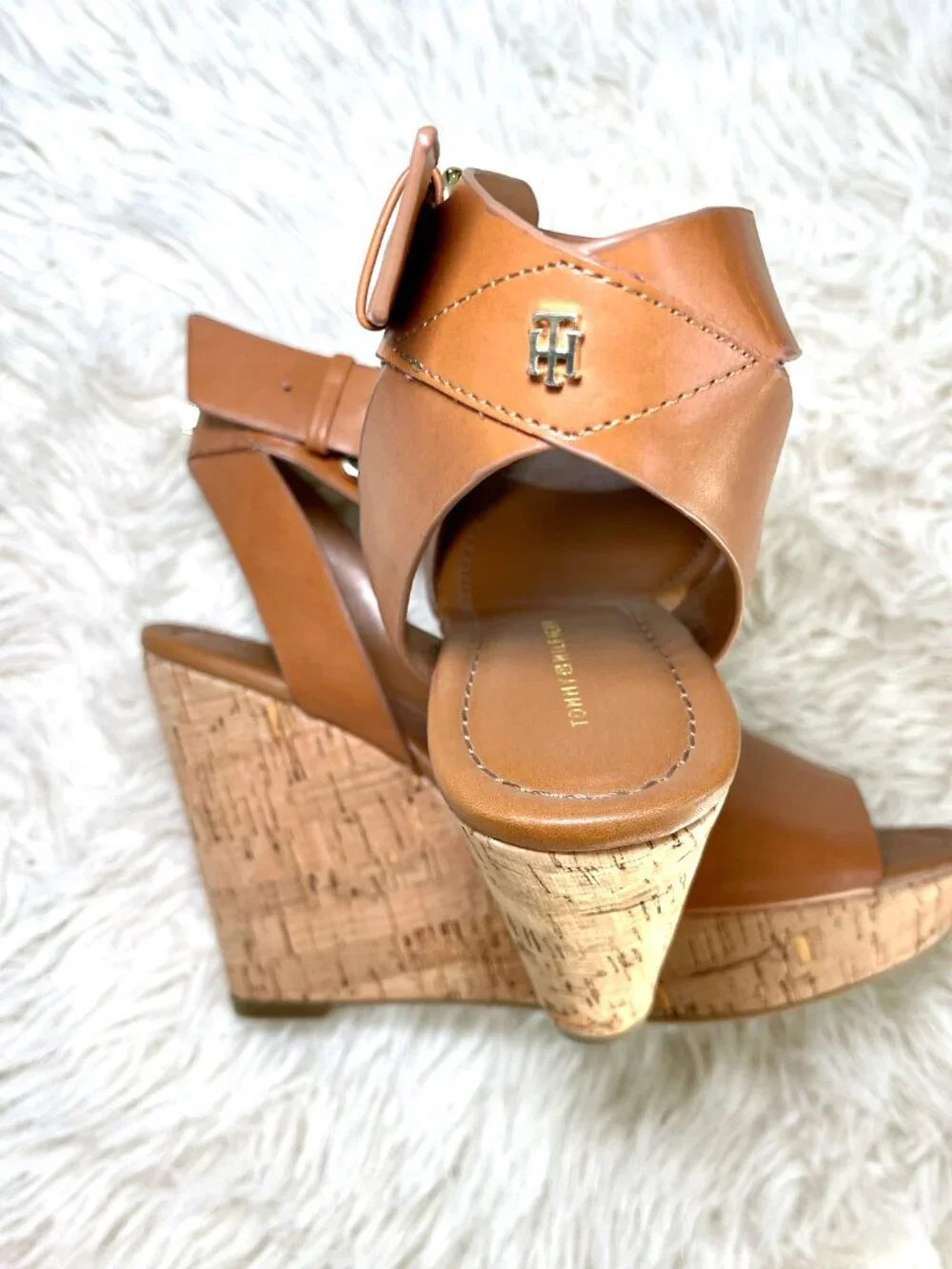 Tommy Hilfiger Tan Cork Wedge Sandals – New / Never Worn - Sz 7.5 - Picture 6 of 7
